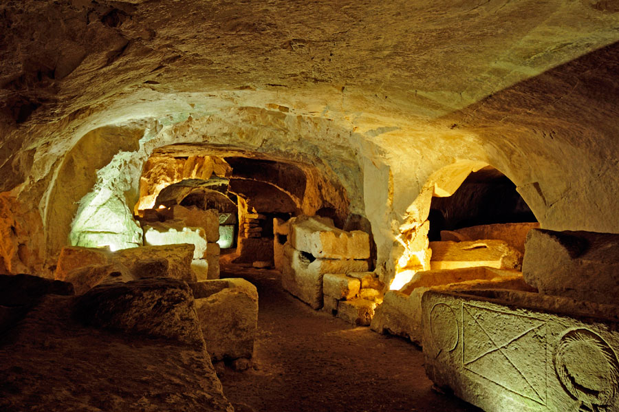 Die unterirdischen Grabkammern von Bet Shearim erstrecken sich über mehrere hundert Meter. (© Matthias Hinrichsen)