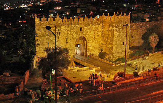 Im Rahmen der Renovierungsarbeiten der Altstadtmauer wurde auch das Damaskustor diversen Erhaltungsmaßnahmen unterzogen. (Foto: Matthias Hinrichsen)