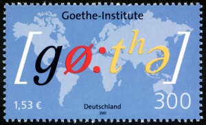 Deutsche Sonderbriefmarke von 2001 zum 50. Jahrestag der Gründung des Goethe-Instituts