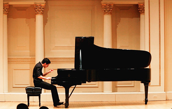 Einer der besten Pianisten Israels: Andy Feldbau. (Foto: Feldbau)