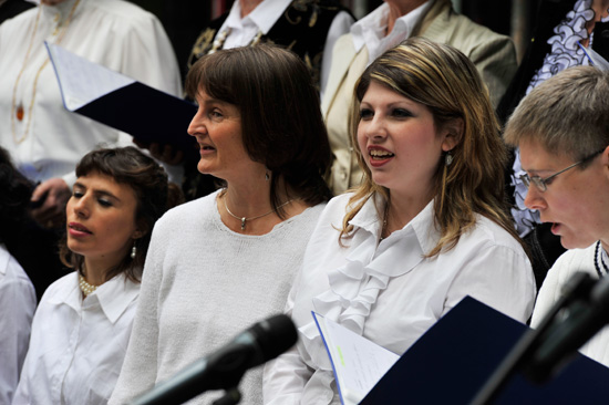 Der Chor der Jüdischen Gemeinde erfreute mit jüdischen Liedern. (Foto: Matthias Hinrichsen)