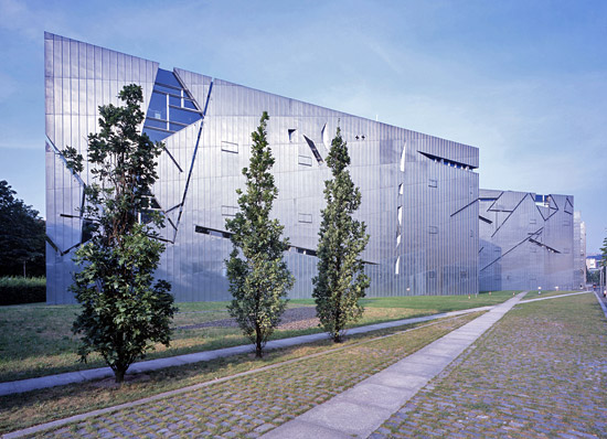 10 Jahre Jüdisches Museums Berlin: der Libeskind-Bau. (© Jüdisches Museum Berlin, Jens Ziehe)