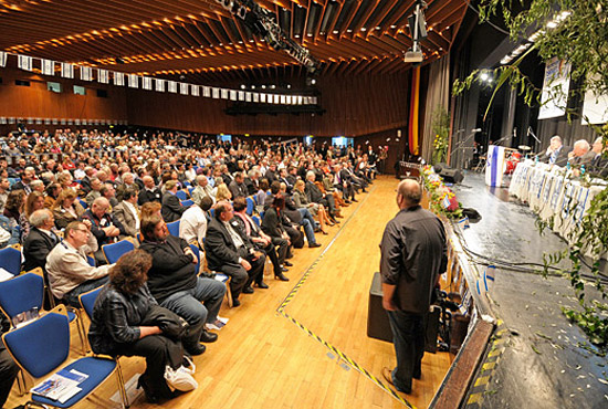 Rund eintausend Besucher besuchten im letzten den 1. Deutschen Israelkongress, am Sonntag sollen es 2500 Teilnehmer werden. (© Matthias Hinrichsen)