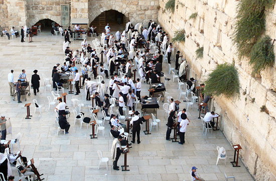 Die Klagemauer - für Juden die Westmauer oder Kotel - gehört zu den am stärksten frequentierten Pilgerorten weltweit. (© Matthias Hinrichsen)