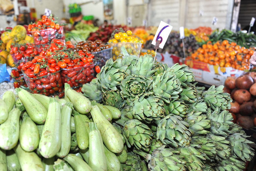 Gemüse auf dem Carmelmarkt in Tel Aviv. (© Matthias Hinrichsen)
