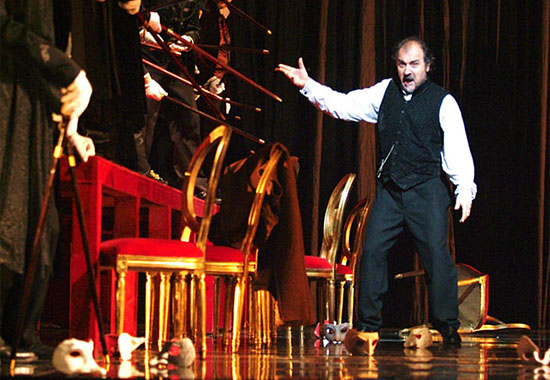 Rigoletto kommt an die frische Luft: bei der Open-Air-Veranstaltung am 19. Juli in Tel Aviv. (© Israelische Oper Tel Aviv-Yafo)