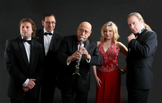 Giora Feidman tritt mit dem Gershwin-Quartett in Deutschland auf. (© Gershwin-Quartett)