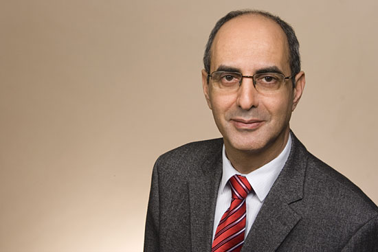 Ami Tzubery, Leiter des Staatlichen Israelischen Verkehrsbüros in Berlin. Er war selbst bis Sonntag im Land: "Die Flugzeuge sind voll mit Touristen, hin und zurück." (© IGTO)