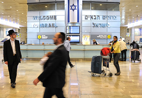 Ankunft auf dem Internationalen Flughafen Ben Gurion bei Tel Aviv. (© Matthias Hinrichsen)