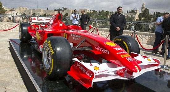 Ferrari Formel-1-Boliden sind am 13. und 14. Juni in Jerusalem zu sehen. (© Ferrari)