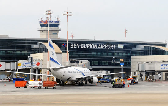 Der größte Flughafen Israels erwartet einen Ansturm an Fluggästen im Juli und August. (© Matthias Hinrichsen) Der größte Flughafen Israels erwartet einen Ansturm an Fluggästen im Juli und August. (© Matthias Hinrichsen)