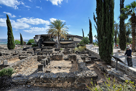 Kapernaum, Franziskaner, Überreste des Dorfes mit Kirche