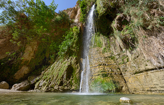 Das Wadi David im En Gedi Naturreservat zählt mit seinen zahlreichen Wasserfällen zu den schönsten in ganz Israel. (© Matthias Hinrichsen)