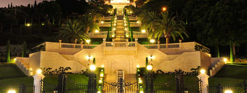 Bahai Gärten in Haifa bei Nacht. (© Matthias Hinrichsen)