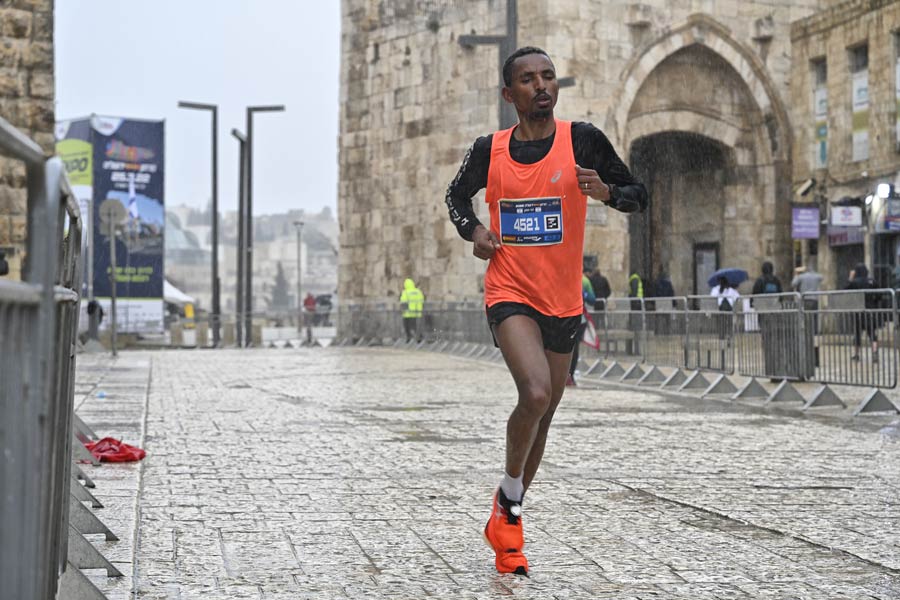 Jerusalem Marathon 2022: Agadi Guadi in der Altstadt Jerusalem