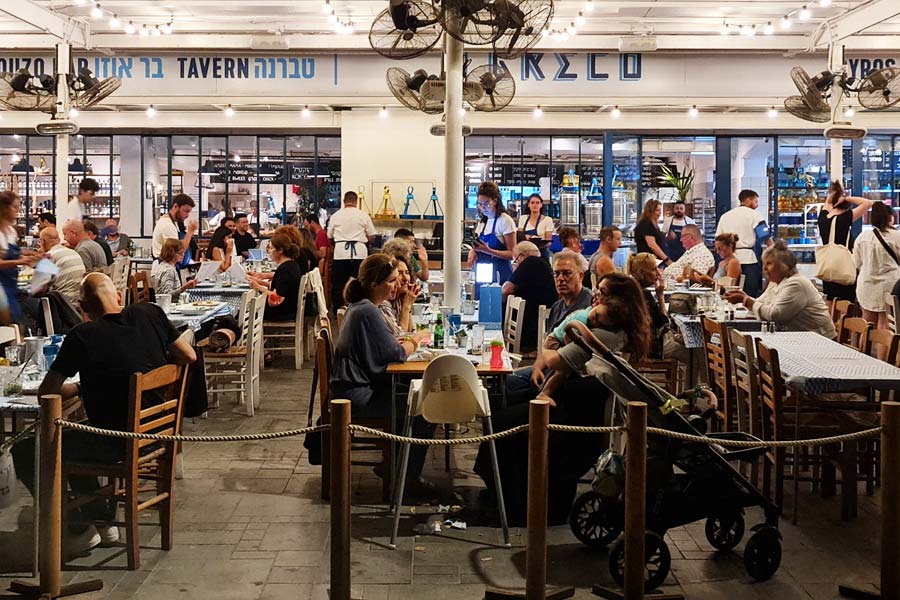 Restaurants am Strand von Tel Aviv